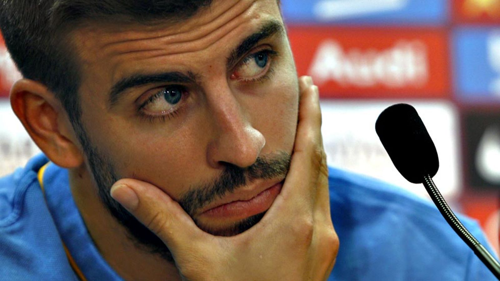 El jugador del FC Barcelona ha comparecido en rueda de prensa para aclarar la polémica que ha vivido durante la última concentración de la selección española.