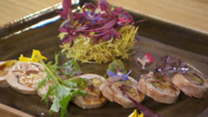 Torres en la cocina - Receta de terrina de pollo con tomate y albahaca