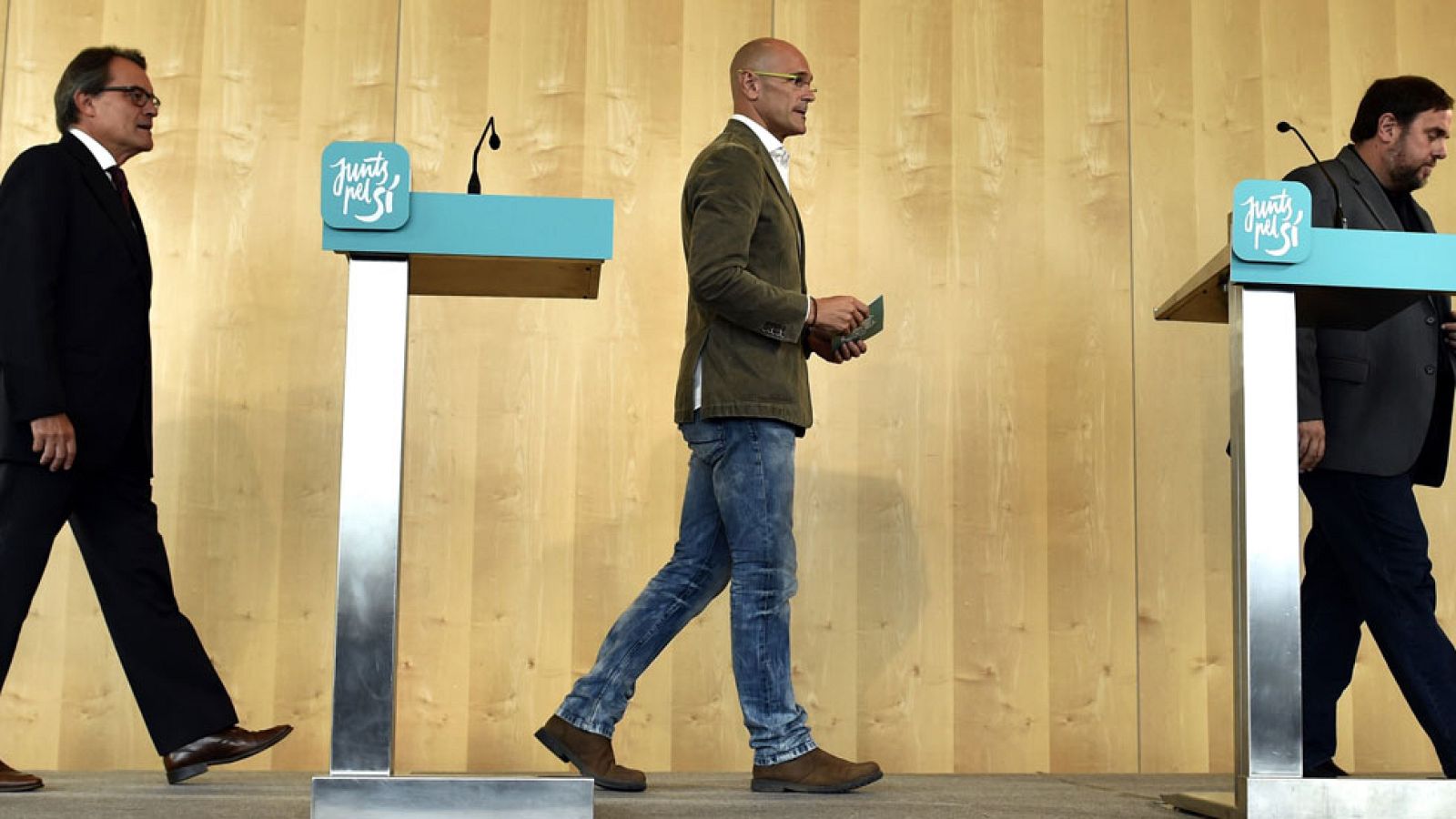 El tridente de Junts Pel Sí atiende las preguntas de la prensa internacional