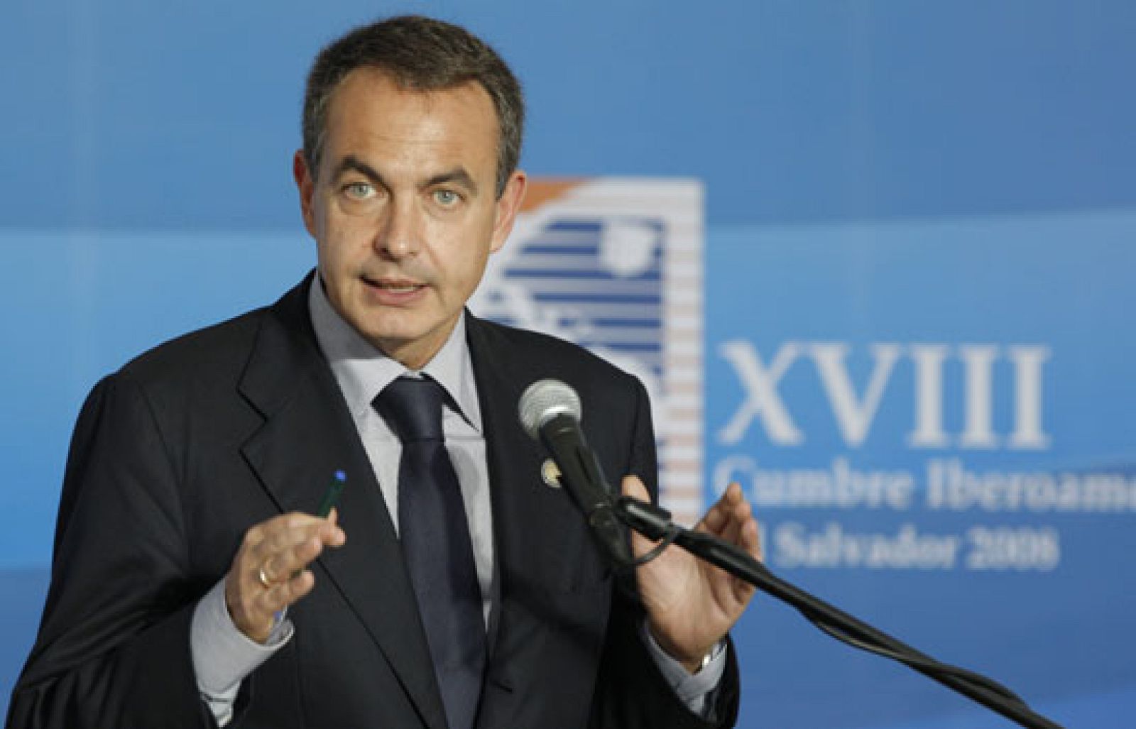 Rueda de prensa de Zapatero al término de la XVIII Cumbre Iberoamericana que se ha celebrado en El Salvador.
