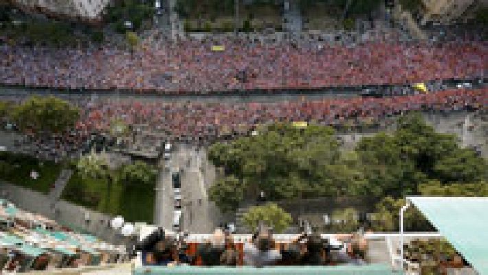 Cientos de miles de manifestantes en la Diada