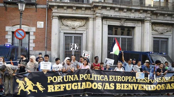 Telediario 1 - Telediario - 21 horas - 12/09/15