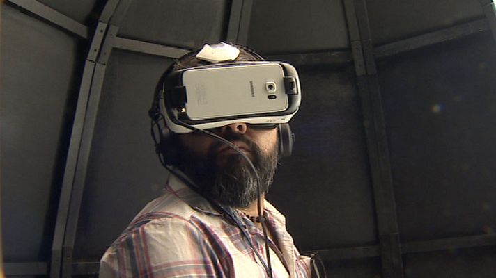 Telediario 1 - Love of Lesbian estrenan una canción 'efímera' que no se podrá comprar ni descargar