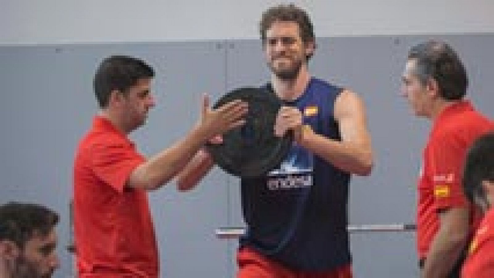 España confía en Pau Gasol para derribar a Grecia | Ver