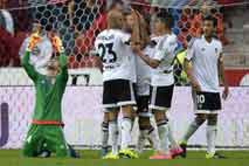El Valencia regresa a la Champions frente al Zenit