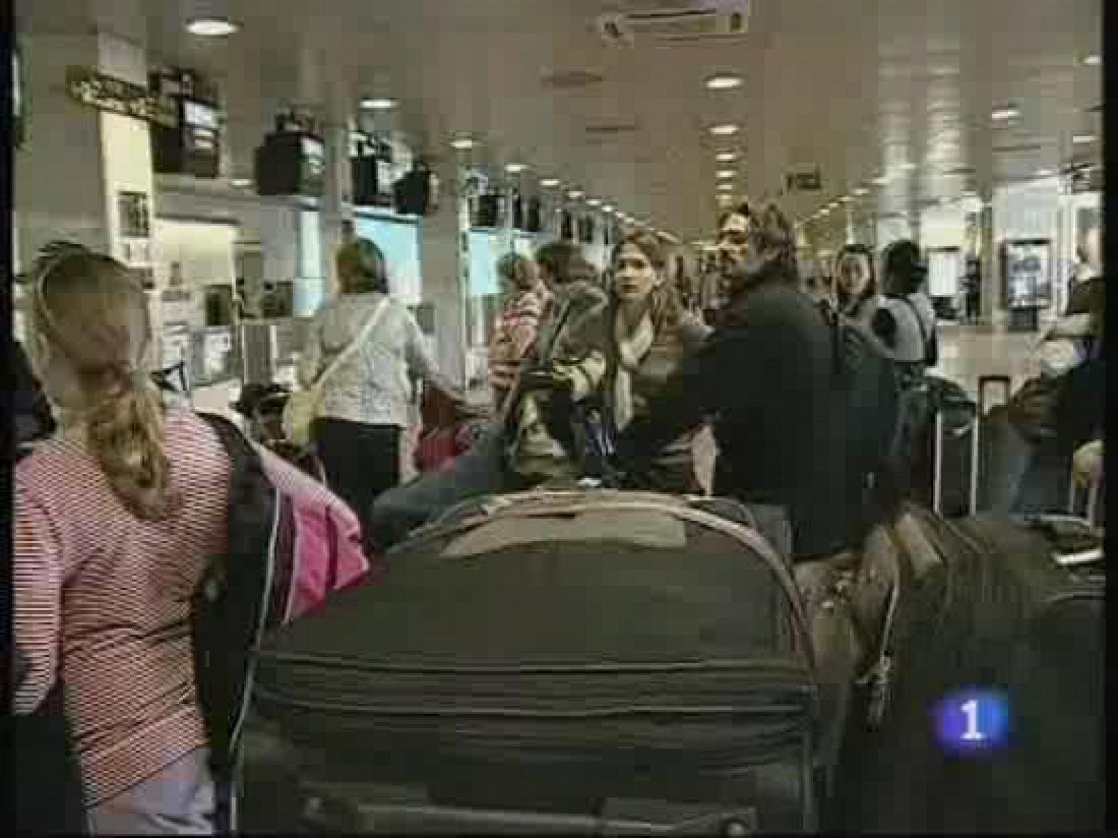 Sin programa: Las aerolineas deben incluir las tasas en su publicidad | RTVE Play