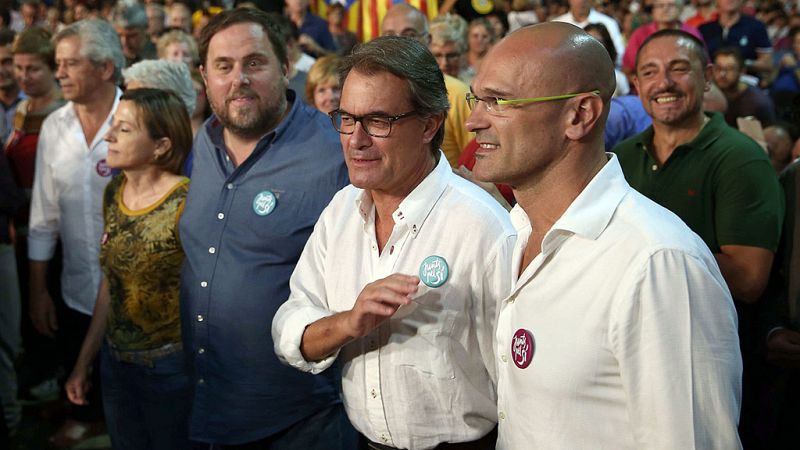 Junts pel Sí pide a los catalanes un "acto de autoafirmación por la libertad" de Cataluña
