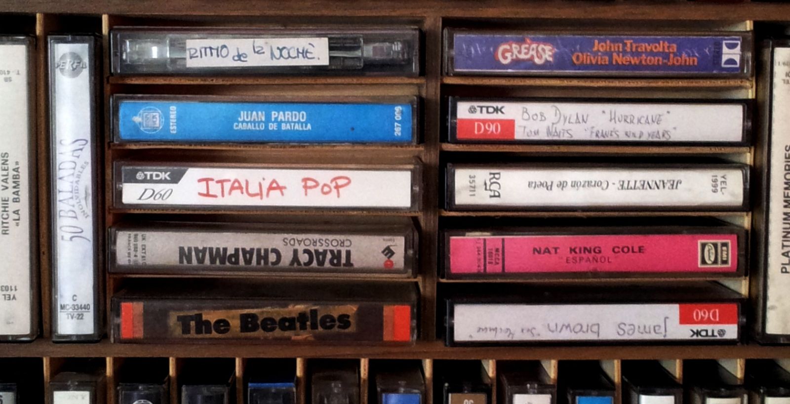 Cachitos de hierro y cromo - Italia pop - avance