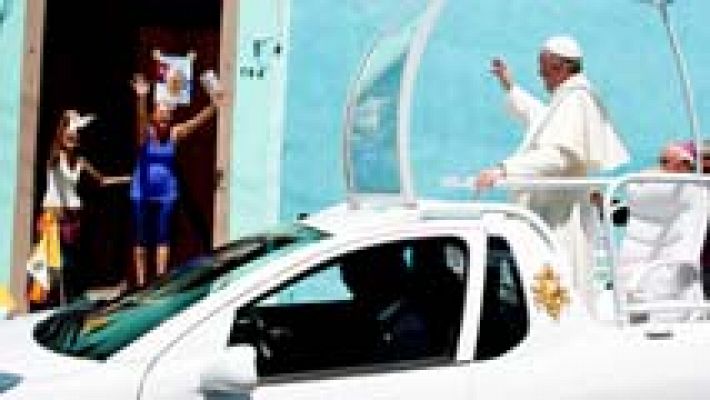 Telediario 1 - El papa elogia las "casas de misión" cubanas ante la escasez de sacerdotes