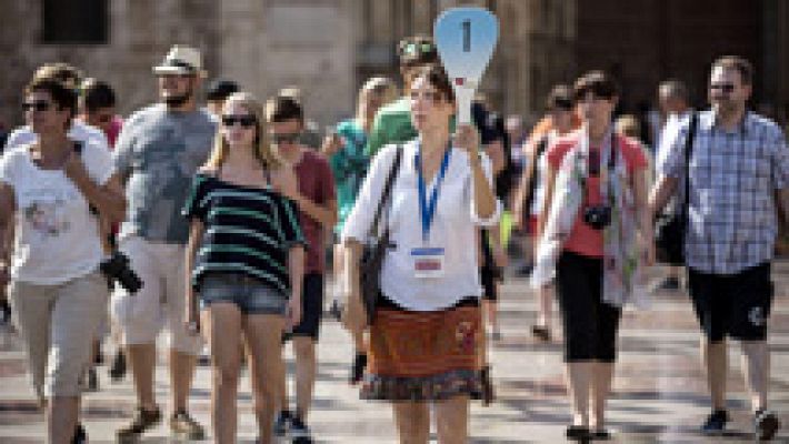 España recibe más de 9 millones de turistas internacionales en agosto, casi 300.000 al día