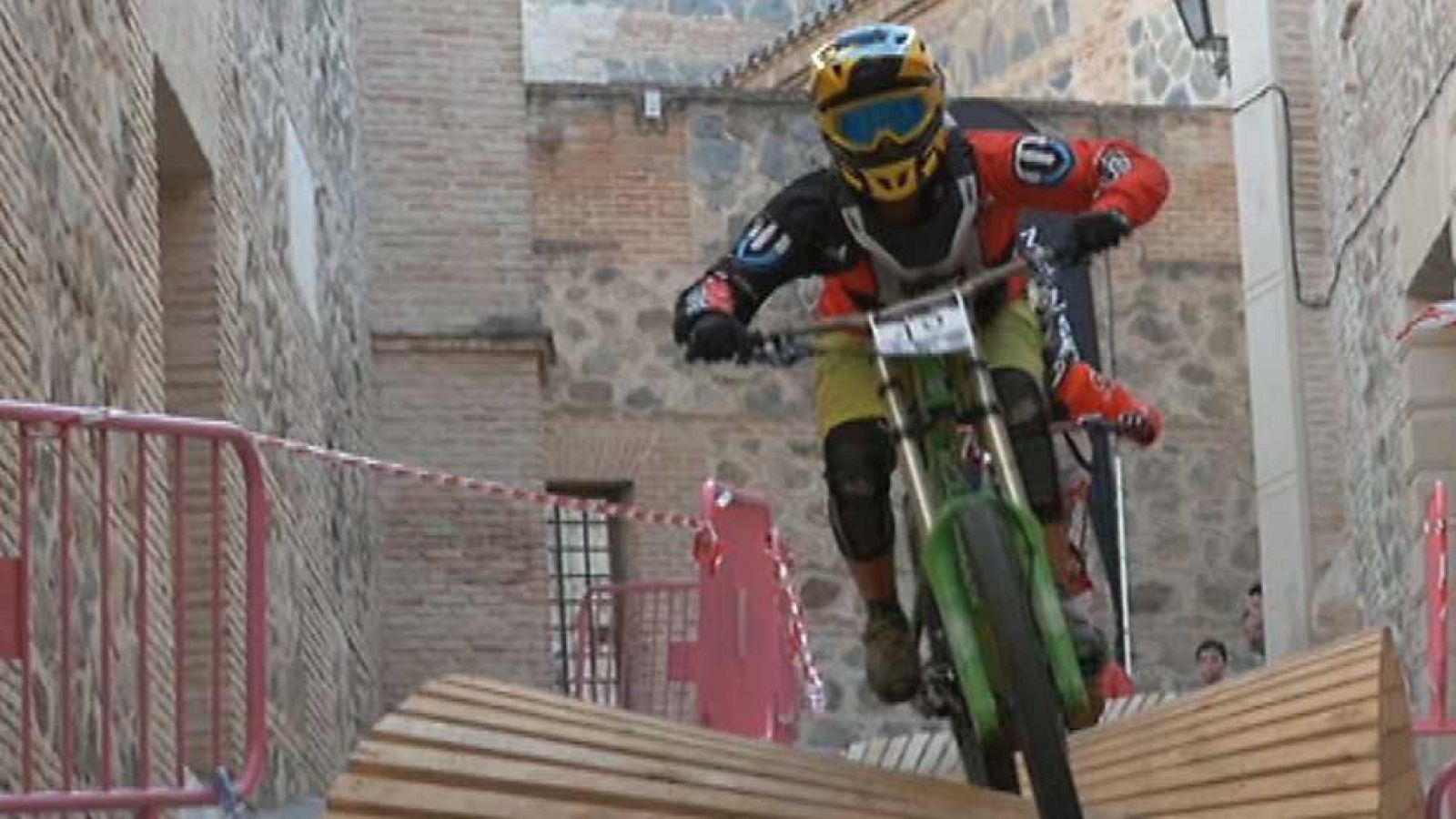 Mountain Bike - TOLETVM Urban DH - Ver ahora