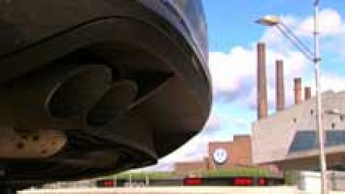 Telediario 1 - Recomendaciones de las asociaciones de consumidores a los propietarios de coches del grupo Volkswagen