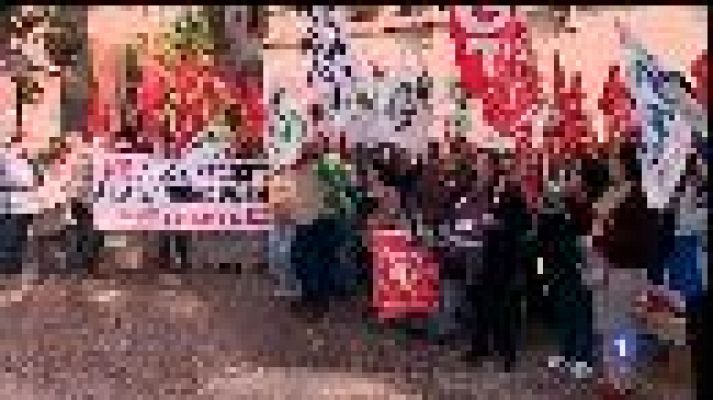 Informatiu Balear - El Govern suspèn el pagament del complement de carrera professional dels sanitaris.