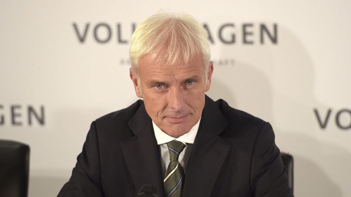 Telediario 1 - Volkswagen nombra al presidente de Porsche, Matthias Müller, nuevo jefe del grupo automovilístico