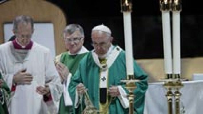 Multitudinaria misa del Papa en Nueva York