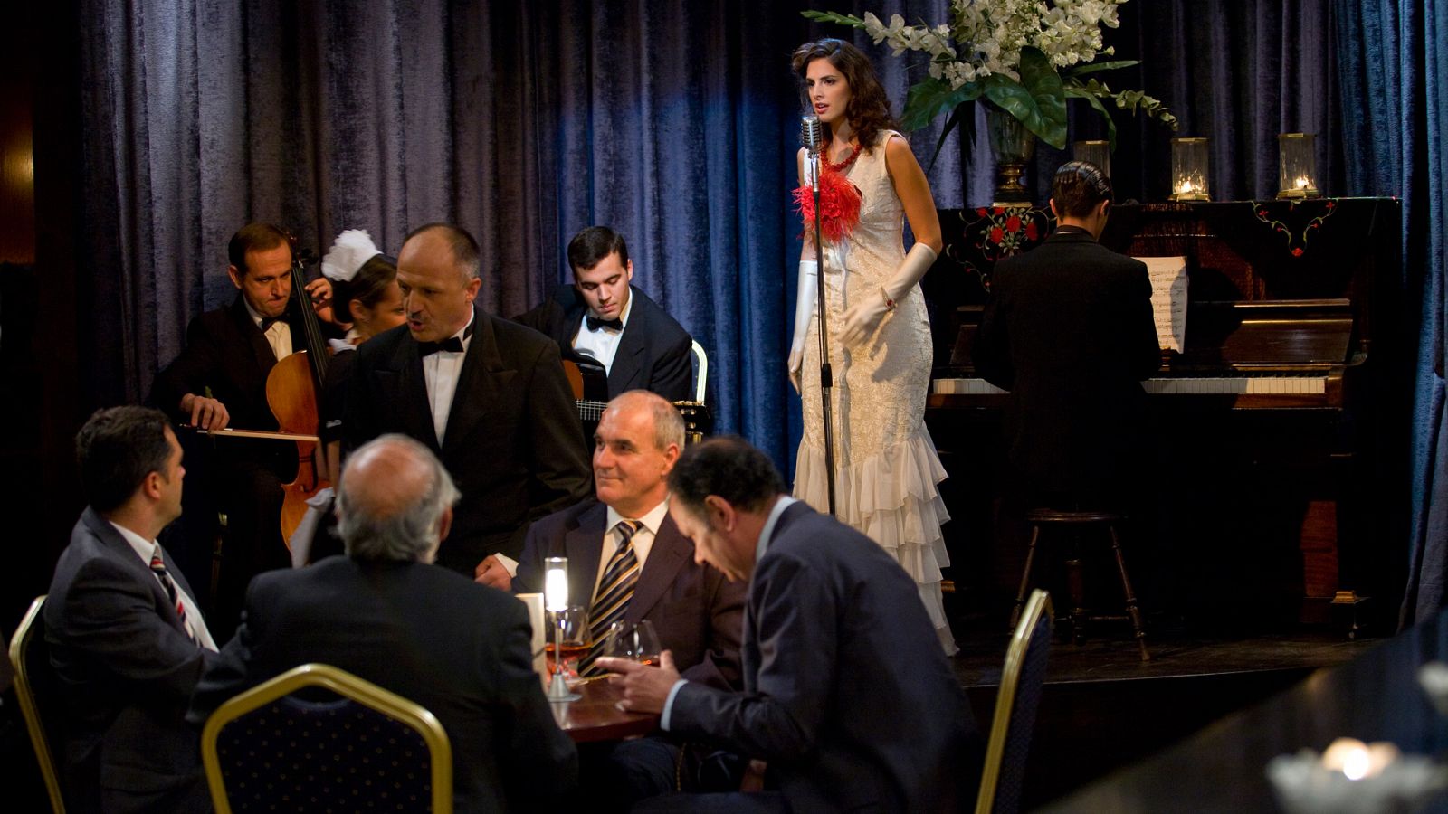 Amar en tiempos revueltos - T4 - Episodio 42 - Ver ahora