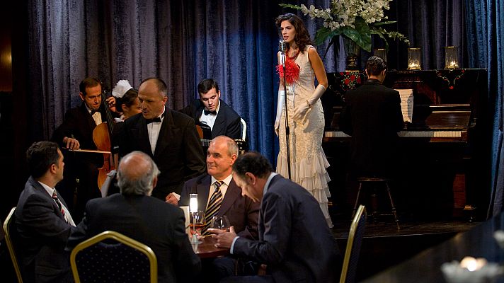 Amar en tiempos revueltos - Episodio 42