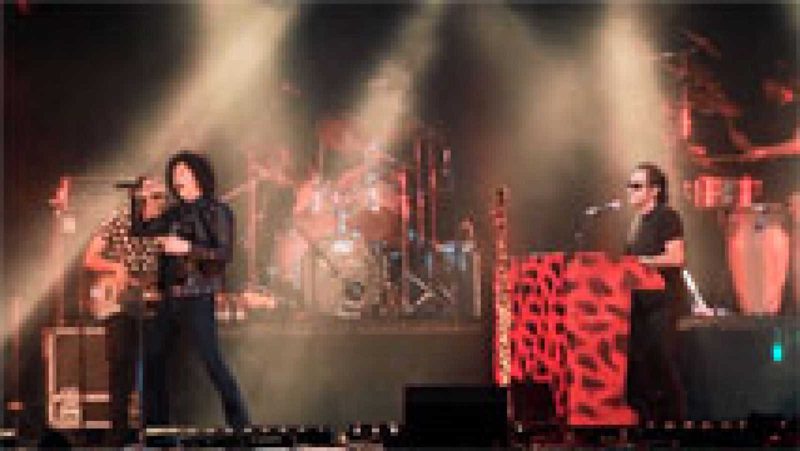 "Bestia azul", Burning y Bunbury en directo - Ver ahora