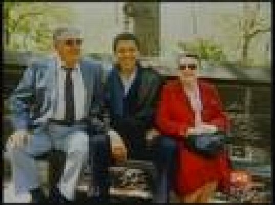  - Muere la abuela de Obama