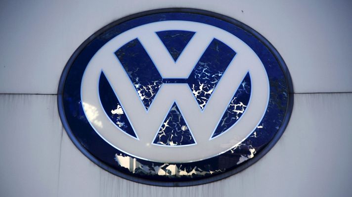 Telediario 1 - Volkswagen comunica al Gobierno de España que la manipulación de emisiones no afecta al PIVE