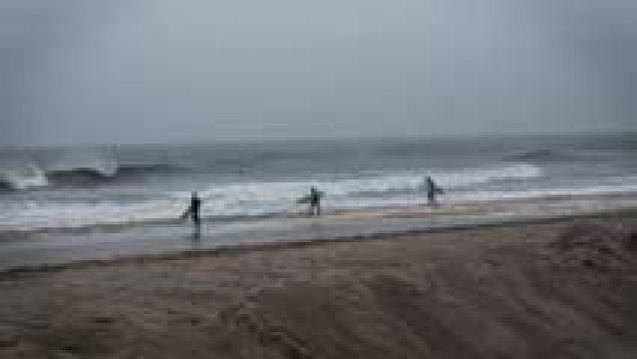 El tiempo - Cielos nubosos con Cataluña en alerta por lluvias y tormentas