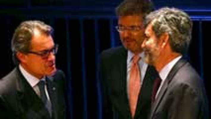 Telediario 1 - Mas critica el uso partidista de la justicia y el CGPJ le recuerda que se ha aplicado la ley