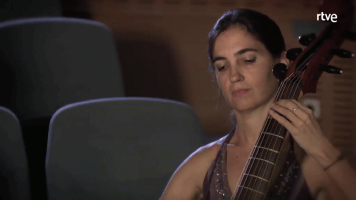 Carlos, Rey Emperador - La canción de Francisco I, "Douce mémoire"