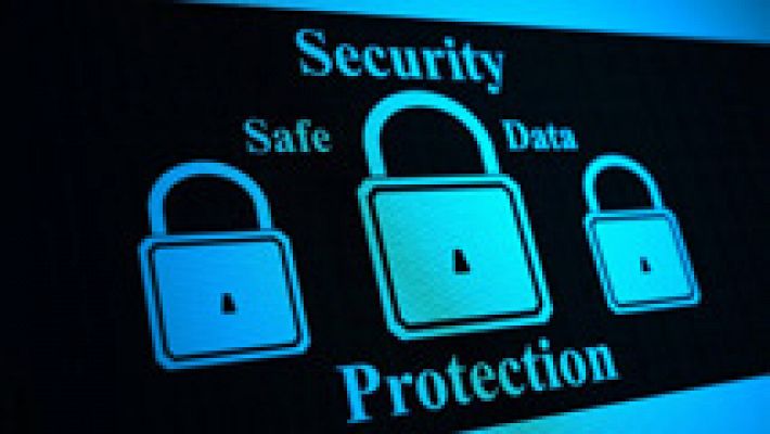 Telediario 1 - El Tribunal de la UE invalida la decisión de la CE que permite la transferencia de datos personales a EE.UU.