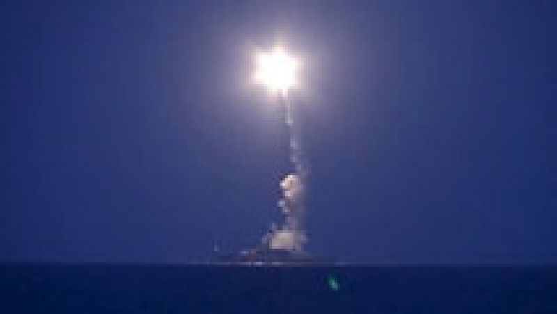 Rusia bombardea Siria desde sus barcos en el mar Caspio