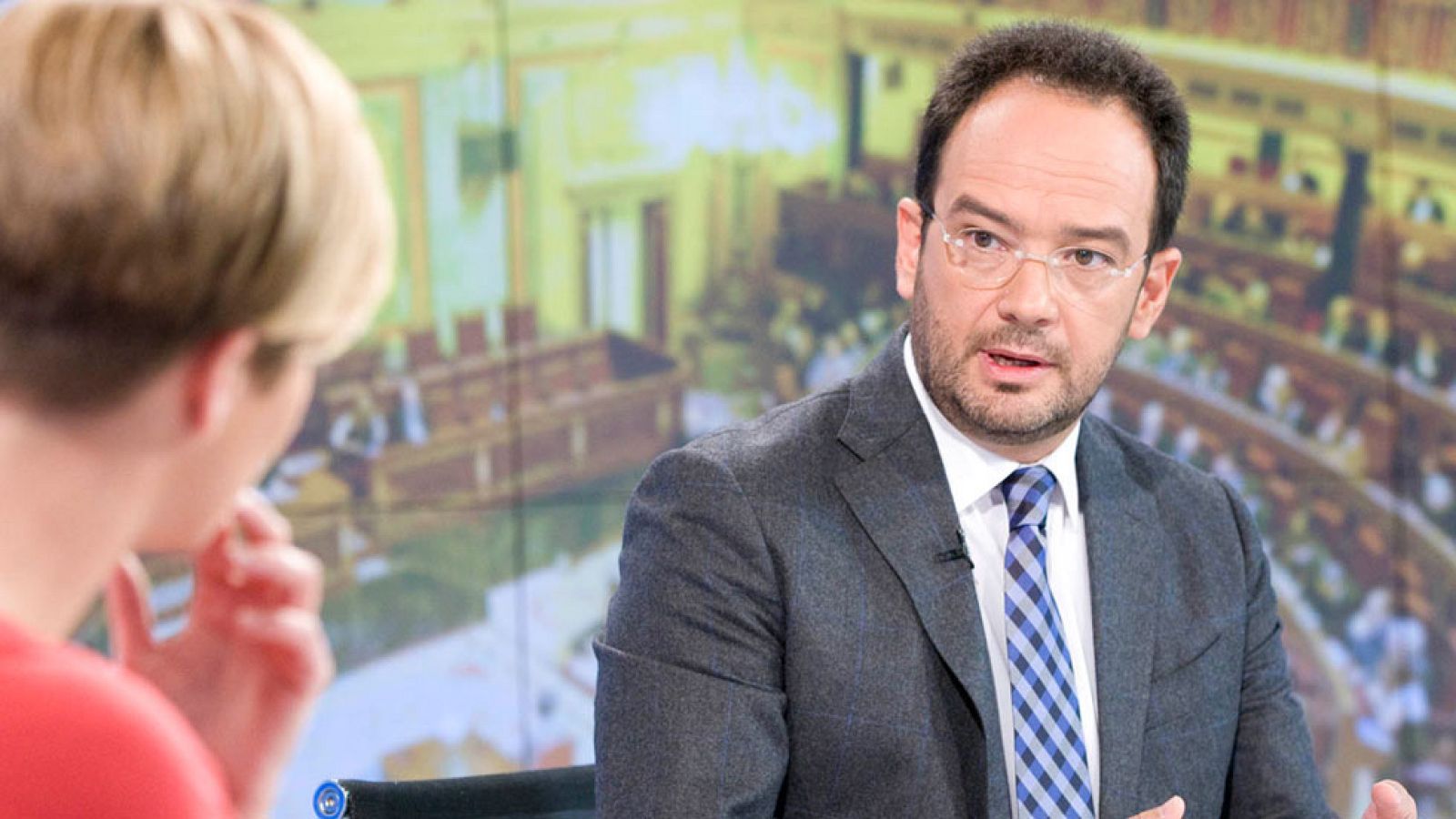 El portavoz del PSOE en el Congreso advierte que nadie se cree la previsión de déficit del Gobierno