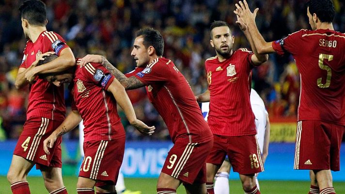  - España sella el pase a la Eurocopa con goleada y una cara factura
