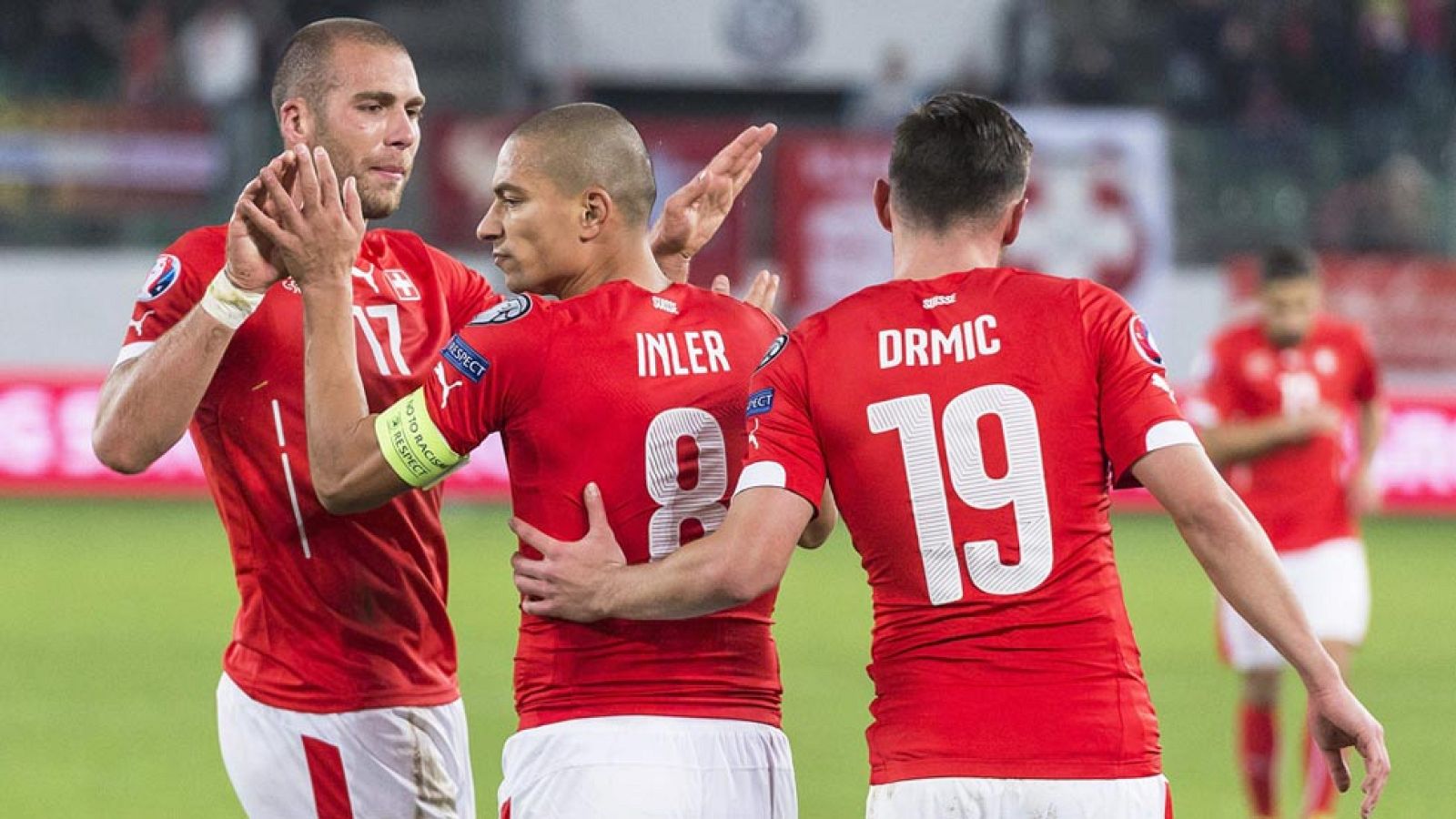 Suiza e Inglaterra mostraron su superioridad