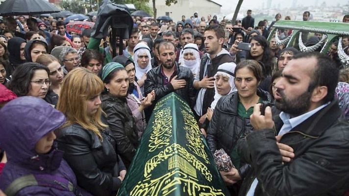 Telediario 1 - Telediario - 21 horas - 11/10/15