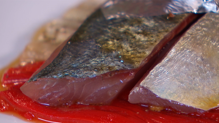 Torres en la cocina - Receta de jurel ahumado con verduras asadas