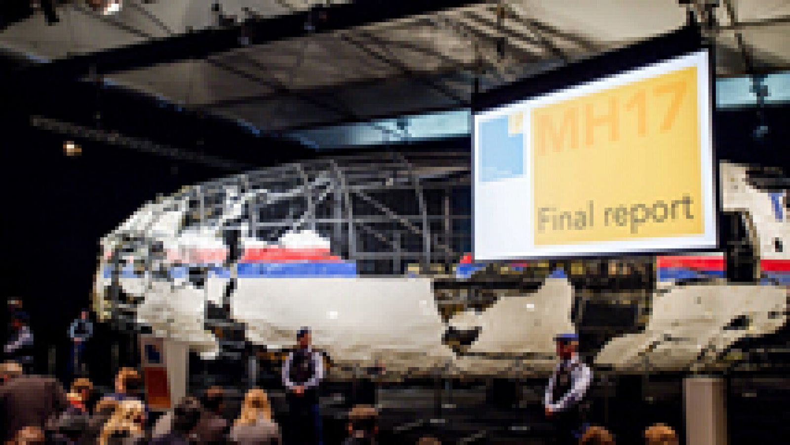 Informativo 24h: Holanda presenta el informe sobre el derribo del vuelo MH17 de la Malaysian Airlines | RTVE Play