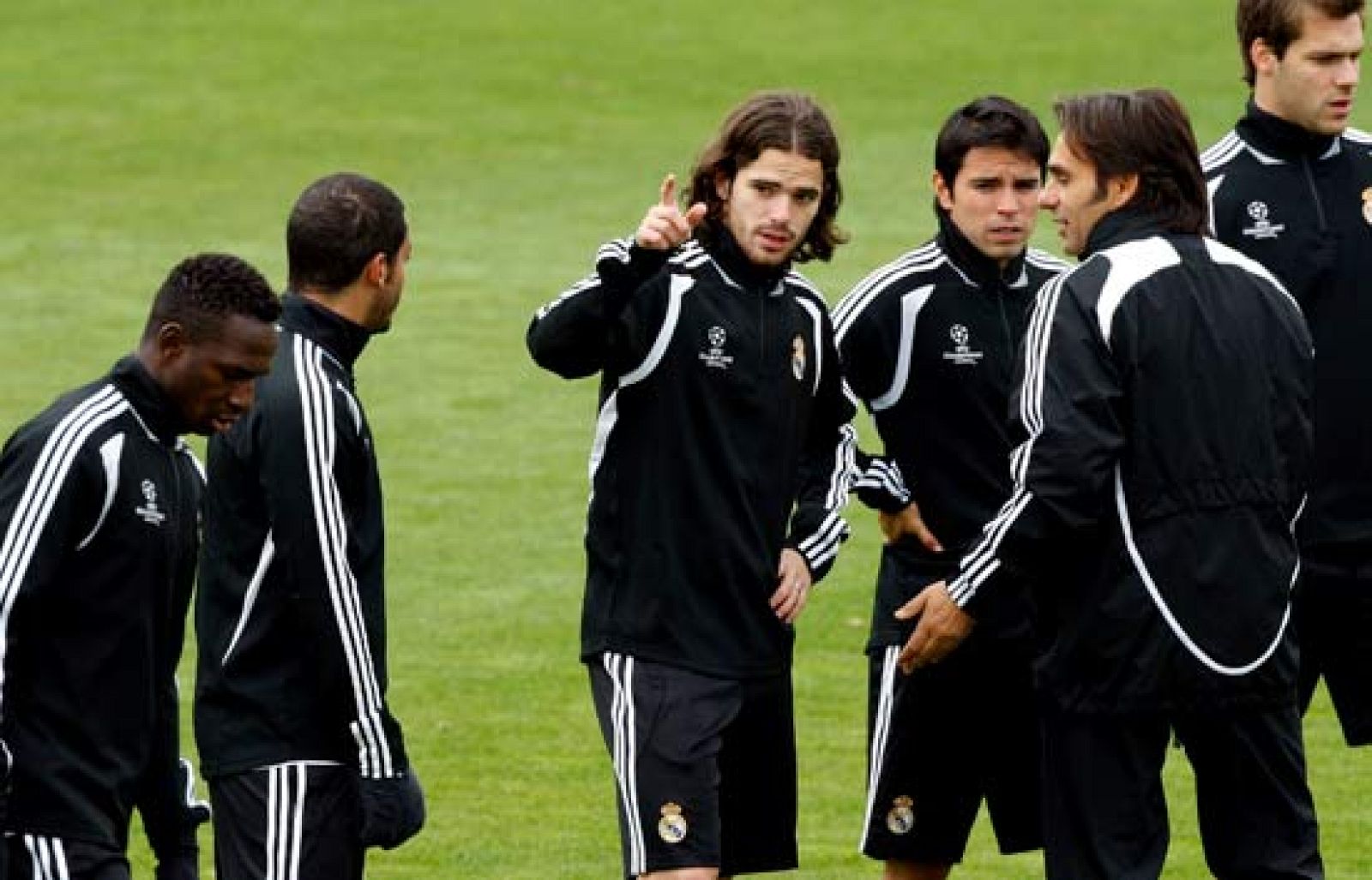 Los jugadores del Real Madrid se encuentran concentrados en los momentos previos al partido de Champions que los enfrentará a la Juventus de Turín.