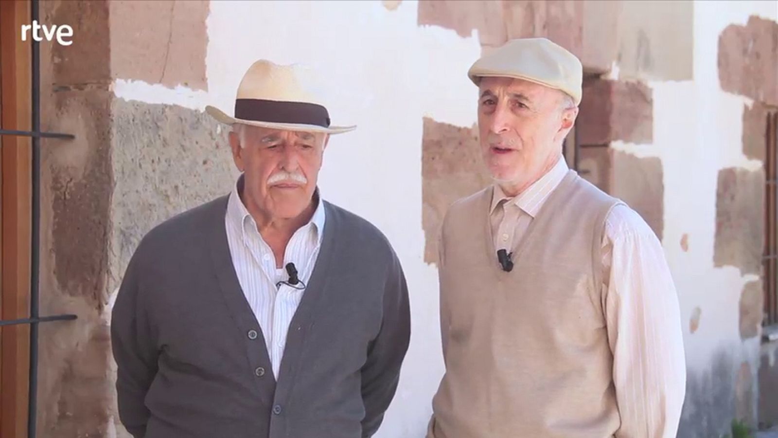 Olmos y Robles - Claudio y Braulio, los Starsky y Hutch de Ezcaray - Olmos y Robles | Ver