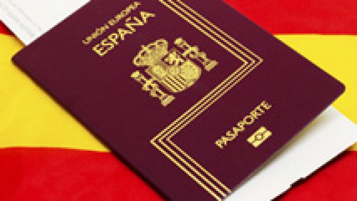 Telediario 1 - El Instituto Cervantes ha elaborado el test para aquellos que quieran obtener la nacionalidad española