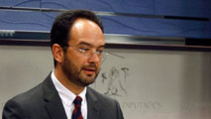 Telediario 1 - Rifirrafe entre PSOE y el Gobierno por el cuestionamiento de Bruselas a los presupuestos de 2016