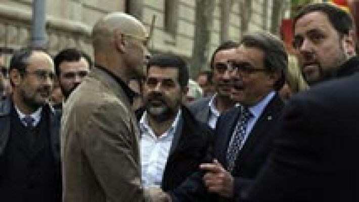 Los partidos soberanistas y el PSC rechazan el juicio a Mas