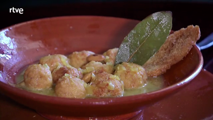 RTVE Cocina - Receta de albóndigas en pepitoria