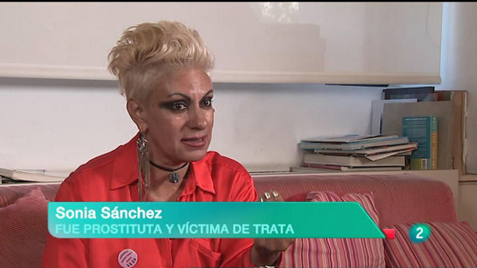La 2 Noticias - La trata y la desgarradora experiencia de Sonia, víctima y exprostituta