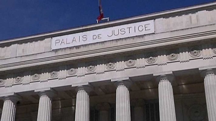 Telediario 1 - Un tribunal francés ha reconocido por vez primera en ese país el sexo neutro de una persona