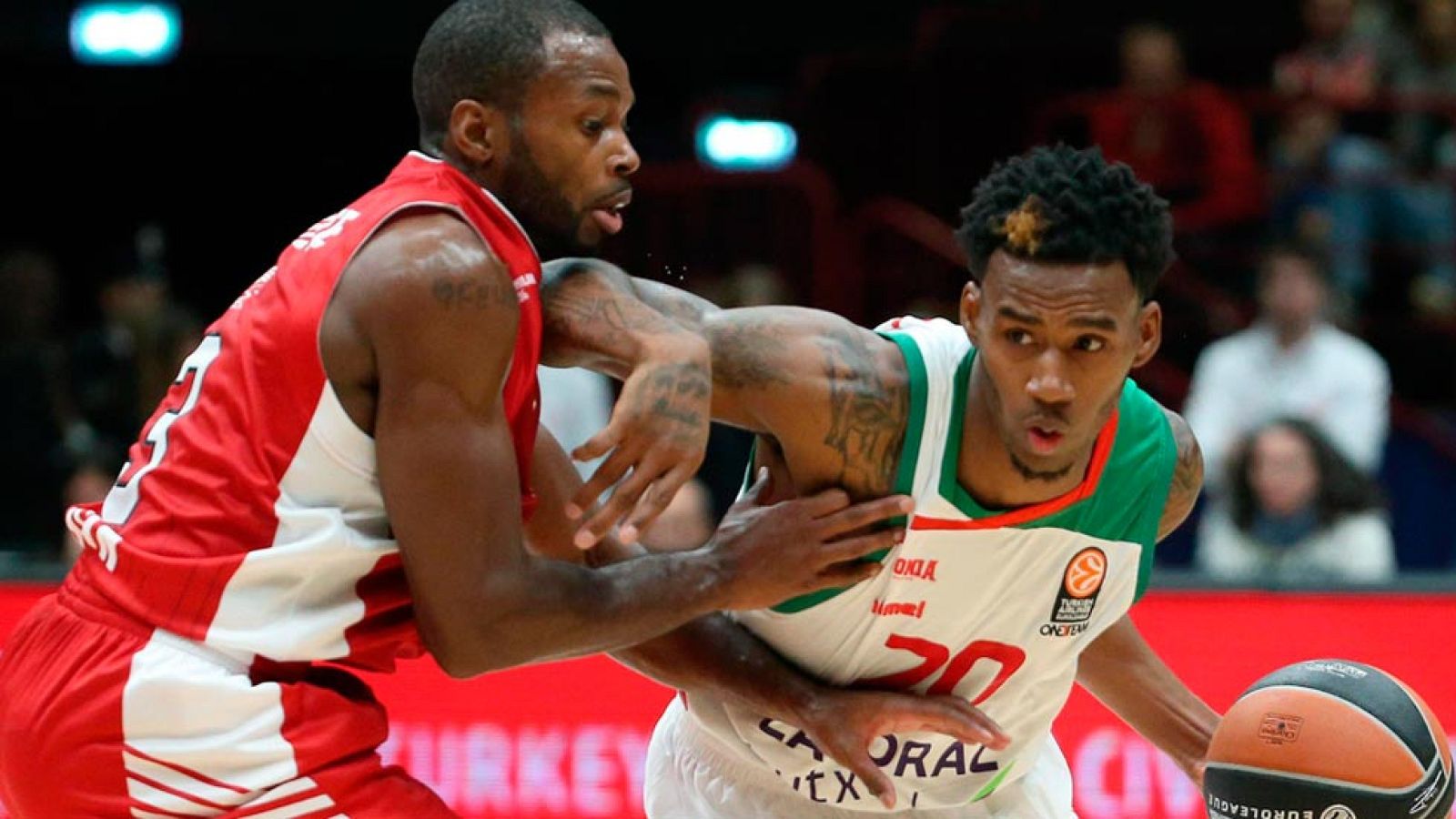 EA7 Milan 78-76 Laboral Kutxa Baskonia - Baloncesto en RTVE | Ver