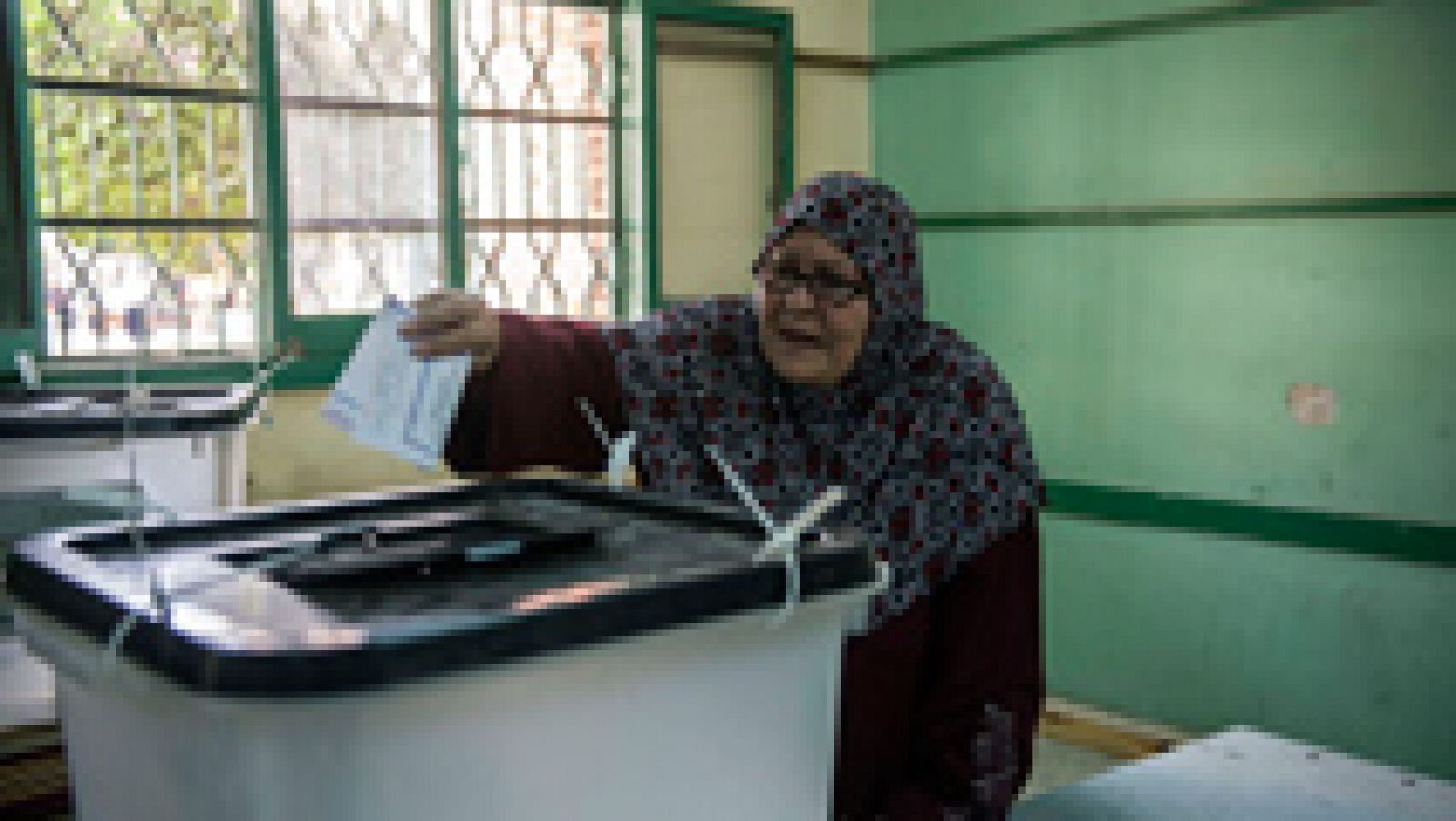 Informativo 24h: Arrancan en Egipto las primeras elecciones desde el golpe | RTVE Play