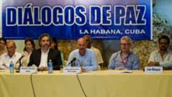 Telediario 1 - La comunidad internacional valora positivamente el acuerdo entre el Gobierno colombiano y las FARC