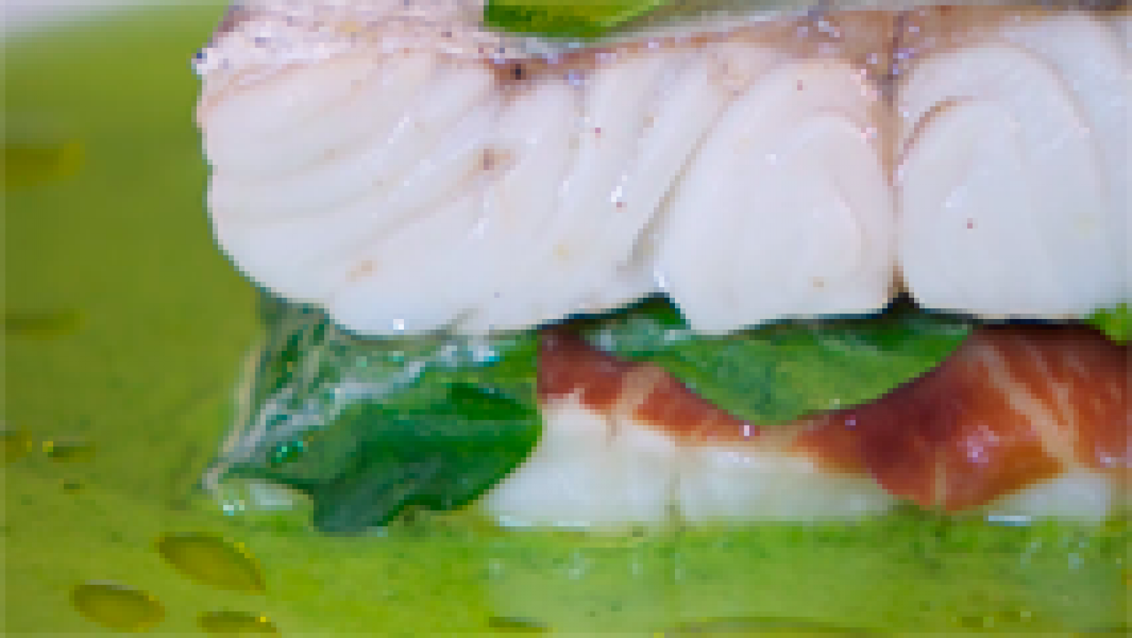 Receta de merluza rellena con salsa verde - Torres en la Cocina