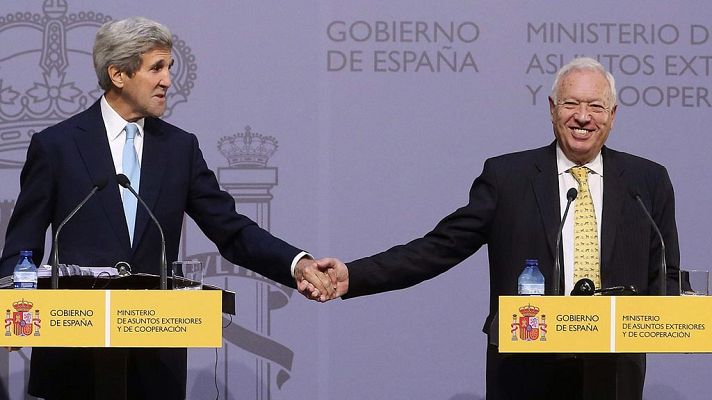 Telediario 1 - John Kerry reitera su apoyo a una España "fuerte y unida"