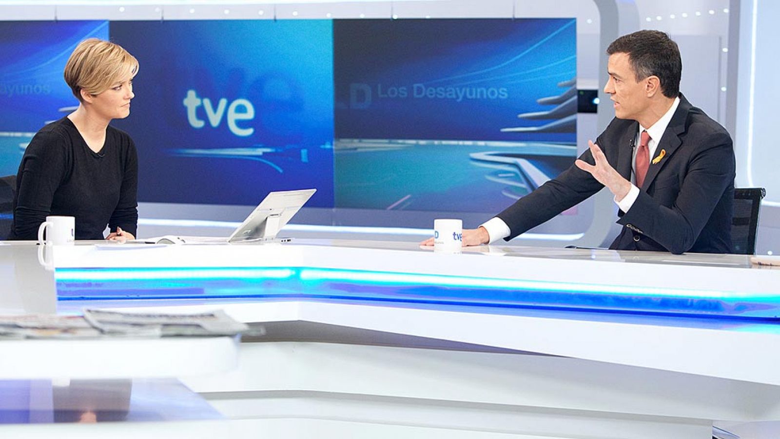 Entrevista a Pedro Sánchez en Los Desayunos de TVE: "La prioridad política de mi generación es que España sea un Estado laico"