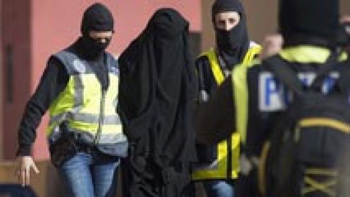 Informativo 24h - ¿Qué lleva a las mujeres a sumarse al terrorismo yihadista?